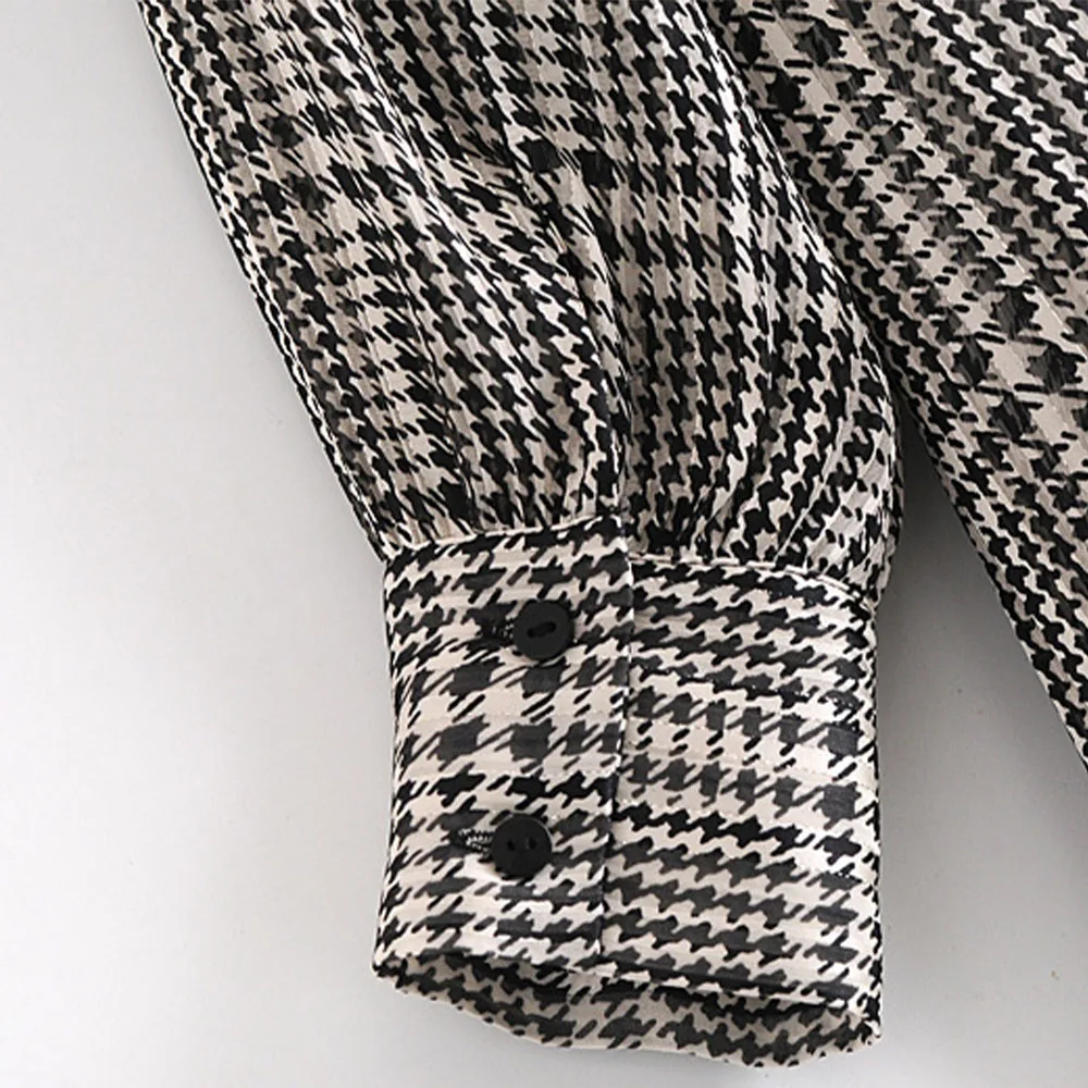 

2021 spring new female plaid loose lapel is thin, single-row multi-button mid-length long-sleeved shirt shirt, vertical upper
