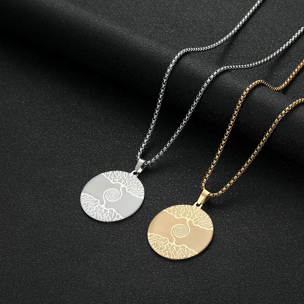 

CHENGXUN Viking Yggdrasil World Tree Medallion Pendant Necklace for Men Women Stainless Steel Engraved Charm Chain Jewelry Gift