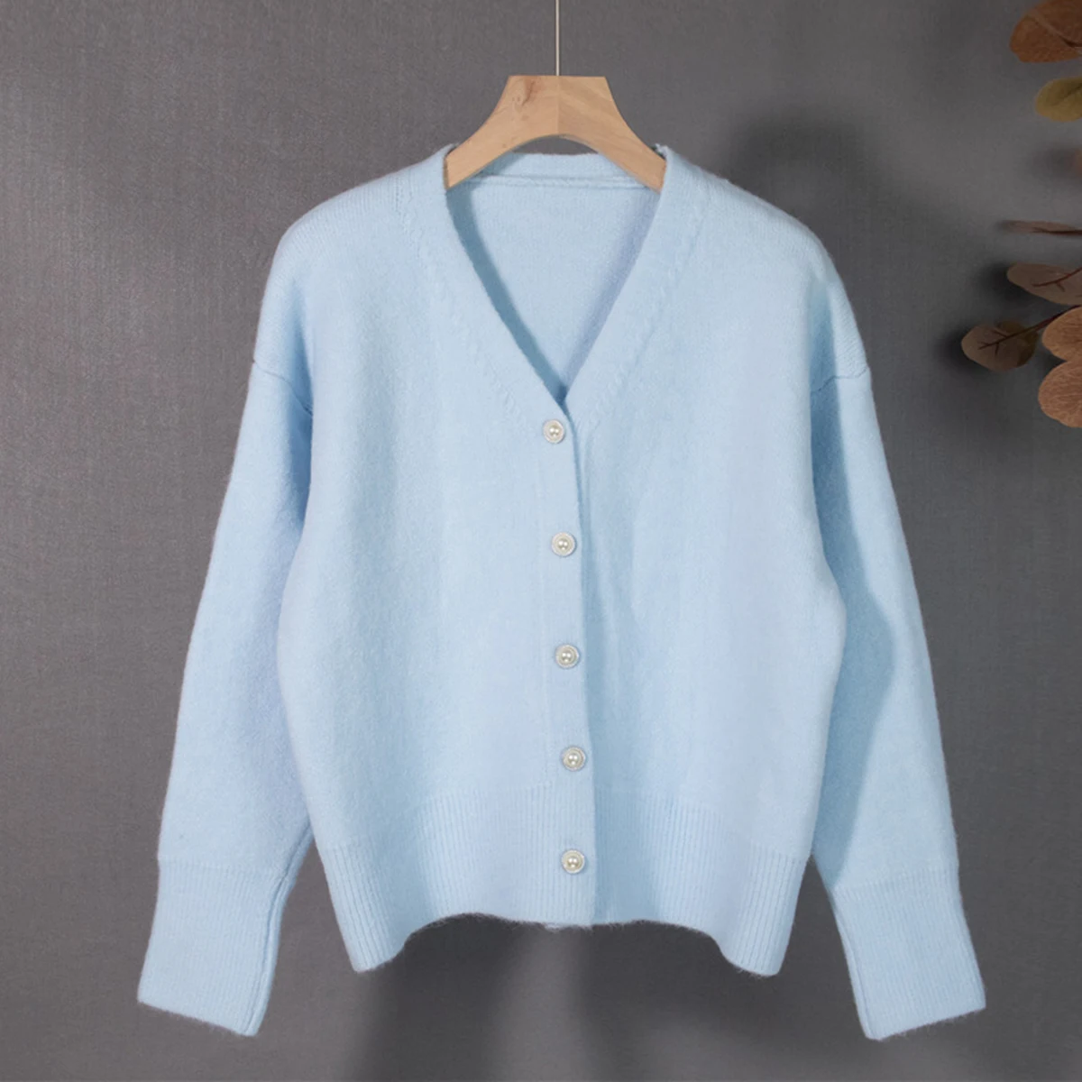 

Refreshing Sweet Korean Women Sweaters Pure Color V-Neck Single-Breasted Long Sleeve Loose Cardigan 2021 All-Match Style Tops