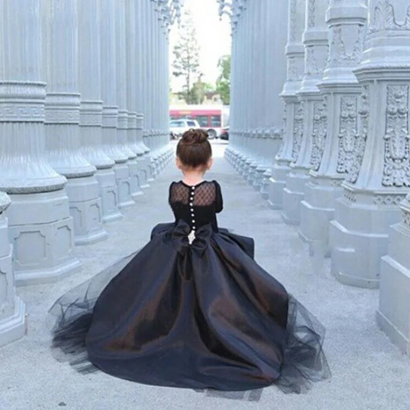 Детские черные платья с длинным рукавом нарядные для девочек бантом на свадьбу