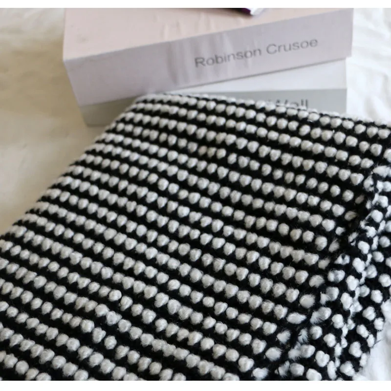 

Black and White Wool Woven Autumn and Winter Fashion Fabric DIY