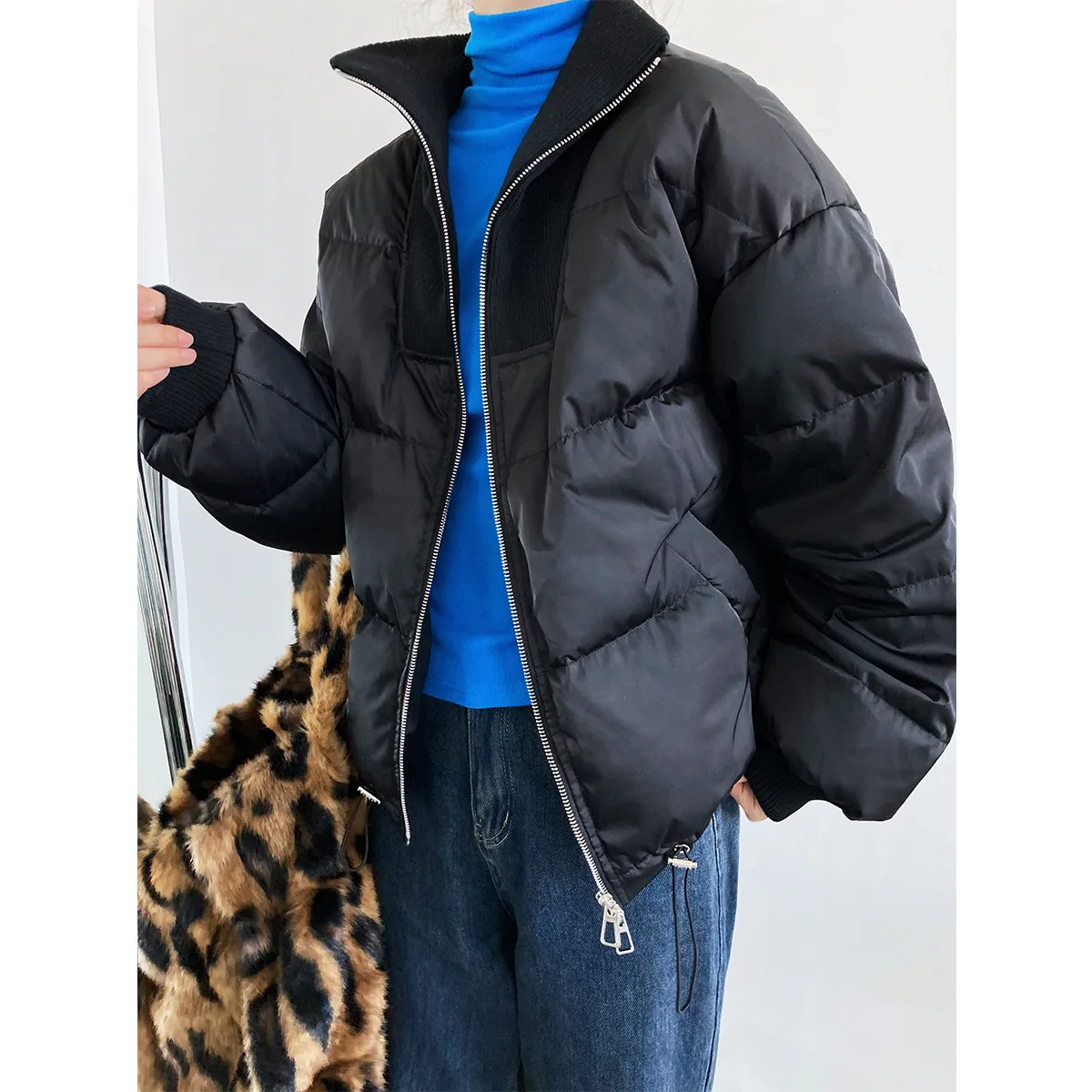 

HXJJP 2021 New Stand Collar Short Down Jacket Women' Long Sleeve Solid Zipper Warm Thick White Duck Down Coat Y33