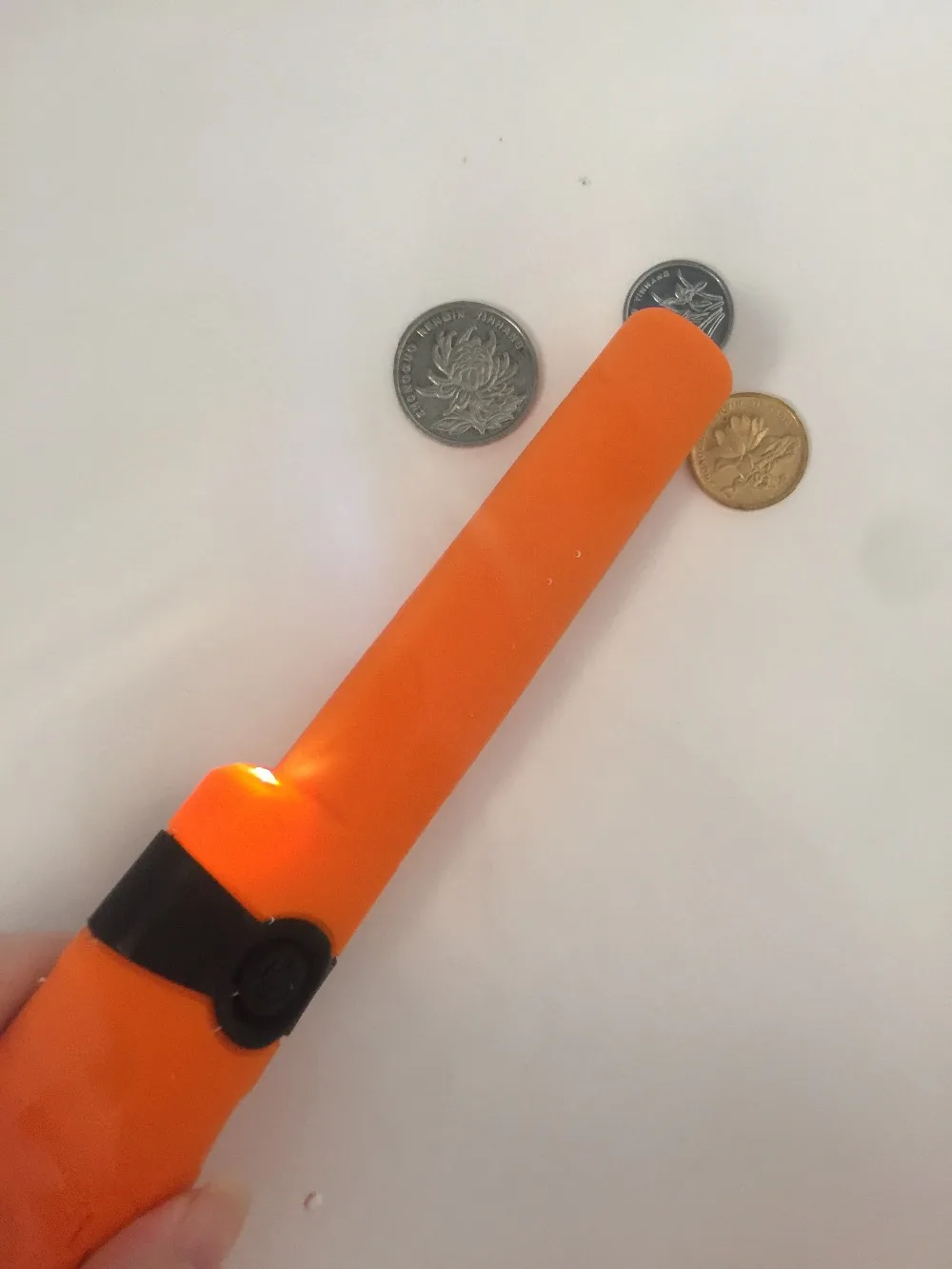 Полностью водонепроницаемый металлоискатель Pinpointer