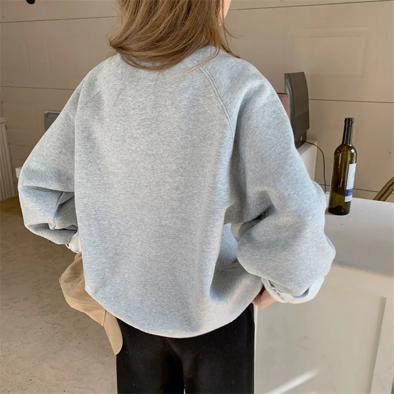 Женский однотонный пуловер Alien Kitty с круглым вырезом и надписью - купить по