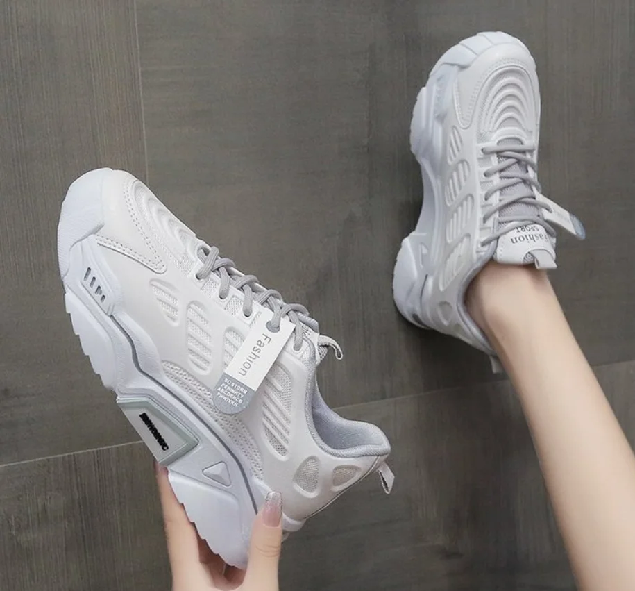 

Fashion Summer Flying weave Shoes Lady Shoes Female Casual Breathable Mesh Surface Running Woman Sneakers