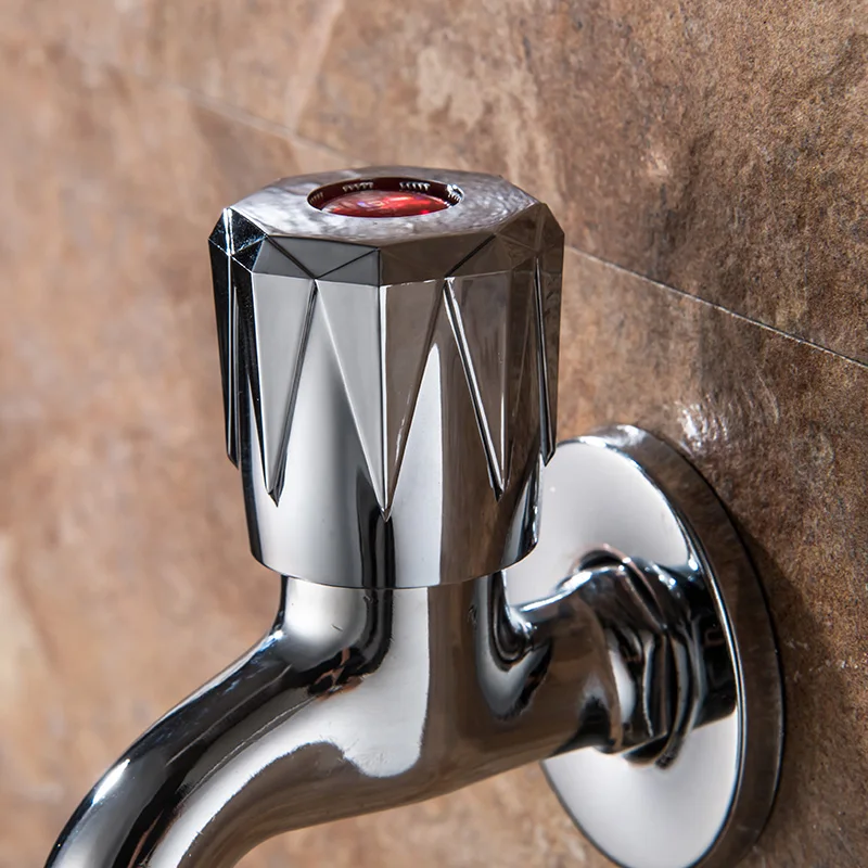 Кран для стиральной машины в ванную комнату настенный хромированный небольшой