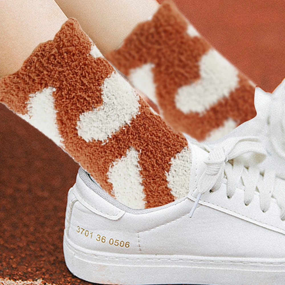 

6Pair Cute Socks Winter Warmer Women Thicken Thermal Wool Cashmere Snow Socks Striped Seamless Velvet Boots Floor Sleeping Socks