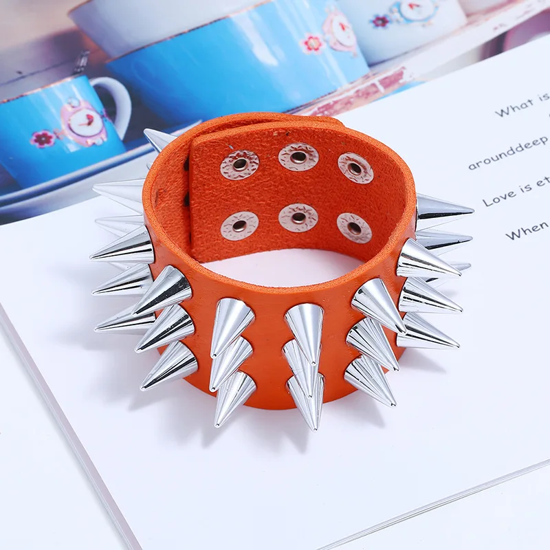 

WANGAIYAO Punk Non-mainstream Exaggerated Leather Bracelet Three-row Pointed Nail Imitation Leather Bracelet Bar Bracelet