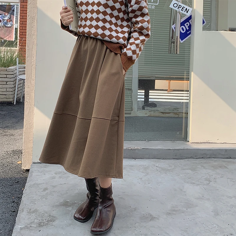 Юбка женская трапециевидная с карманами на осень/зиму