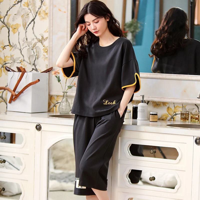 

Pajamas Round Neck Outdoor Cotton Soft Plus Size Sleepwear Women's Summer Five-point Sleeve Design Sensational Women's Home Wear