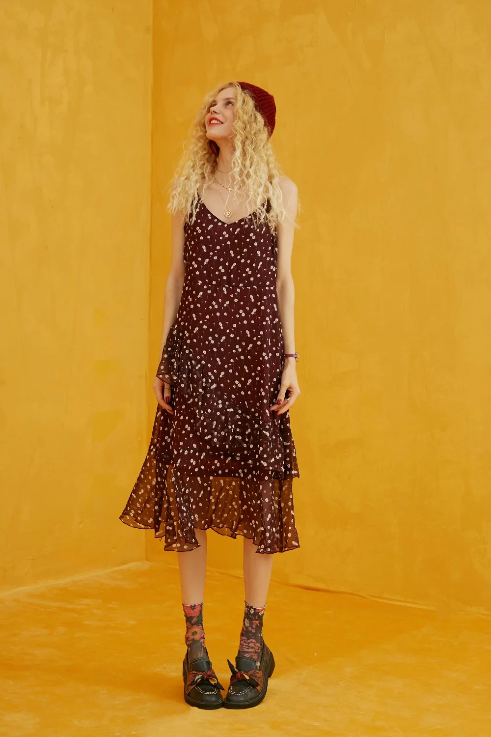 ELFSACK Three Color Floral A Line BoHo Women Dress Autumn Sleeveless Slip Loose Female Sexy Dress