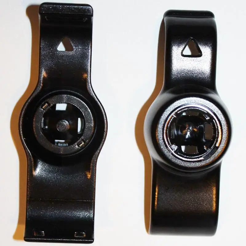 

New Back Clip Universal Base/GPS Car Navigator Bracket K1H5