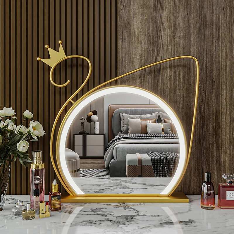 

Креативное и светильник роскошное зеркало, настольное косметическое зеркало, настольное зеркало для спальни, светодиодное зеркало для мак...