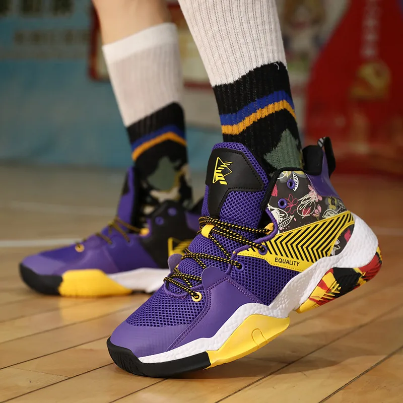 New Top quality Red Basketball Shoes Woman Mesh Breathable Men's Red Sneakers Professional High top Men's Basketball Sneakers