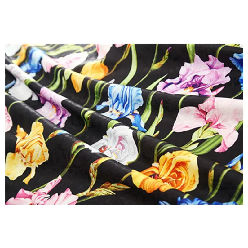 

Flower printed polyester fabric 140cm width sewing summer fashion ladies shirt pajamas jacquard fabric for dress material