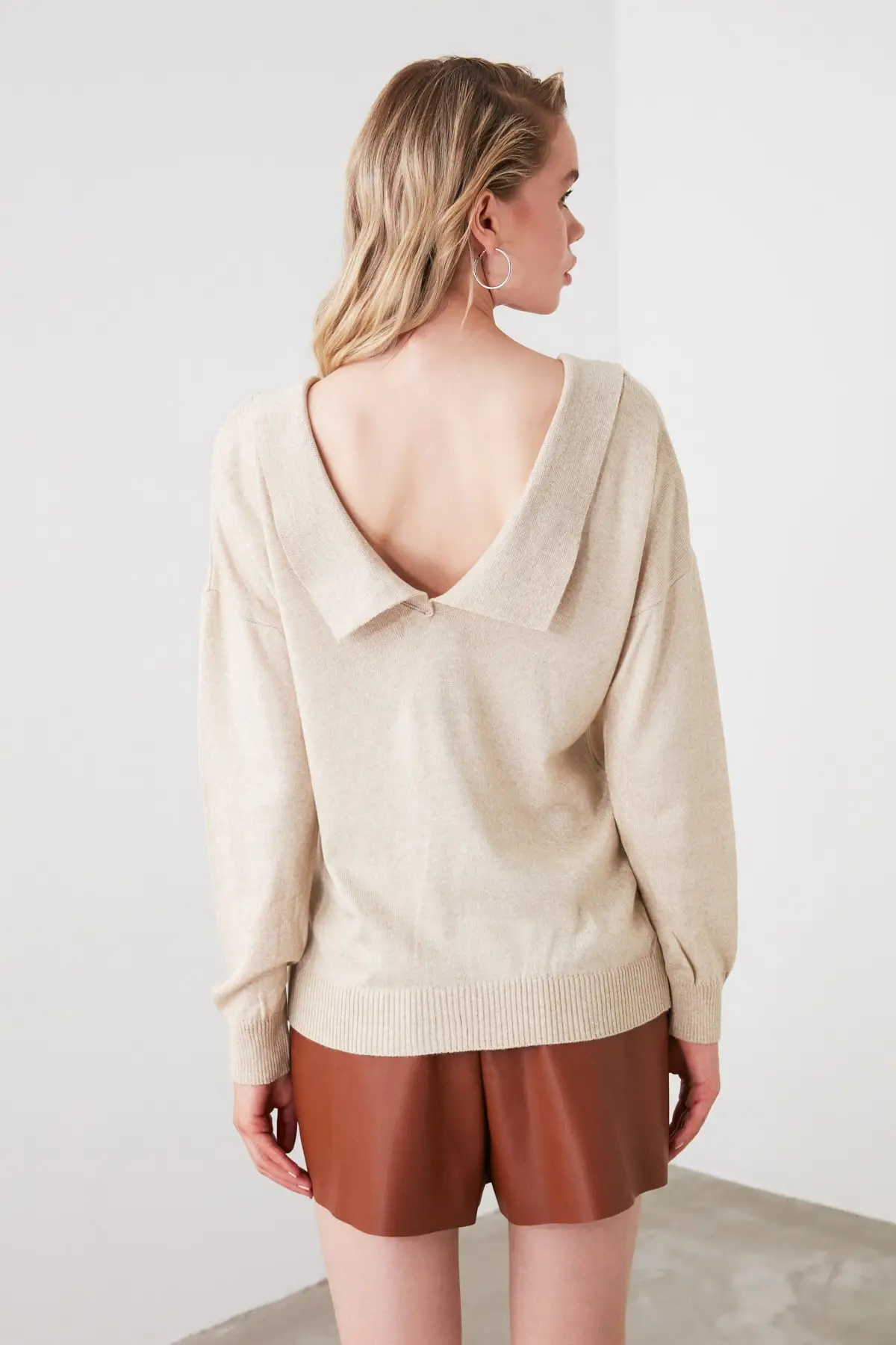 

Trendyol Carmen Collar Knitwear Sweater TWOAW20KZ0606