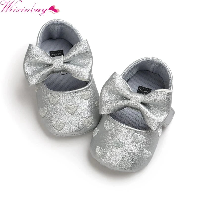 12 цветов Bebe/брендовые Мокасины из искусственной кожи для маленьких мальчиков и девочек мягкая нескользящая обувь с бантом и бахромой обувь для колыбельки