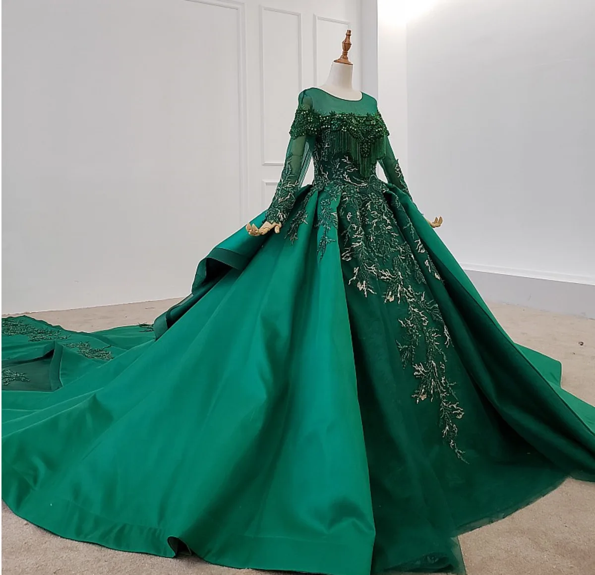 Королевское зеленое праздничное платье с круглым вырезом и длинным рукавом из