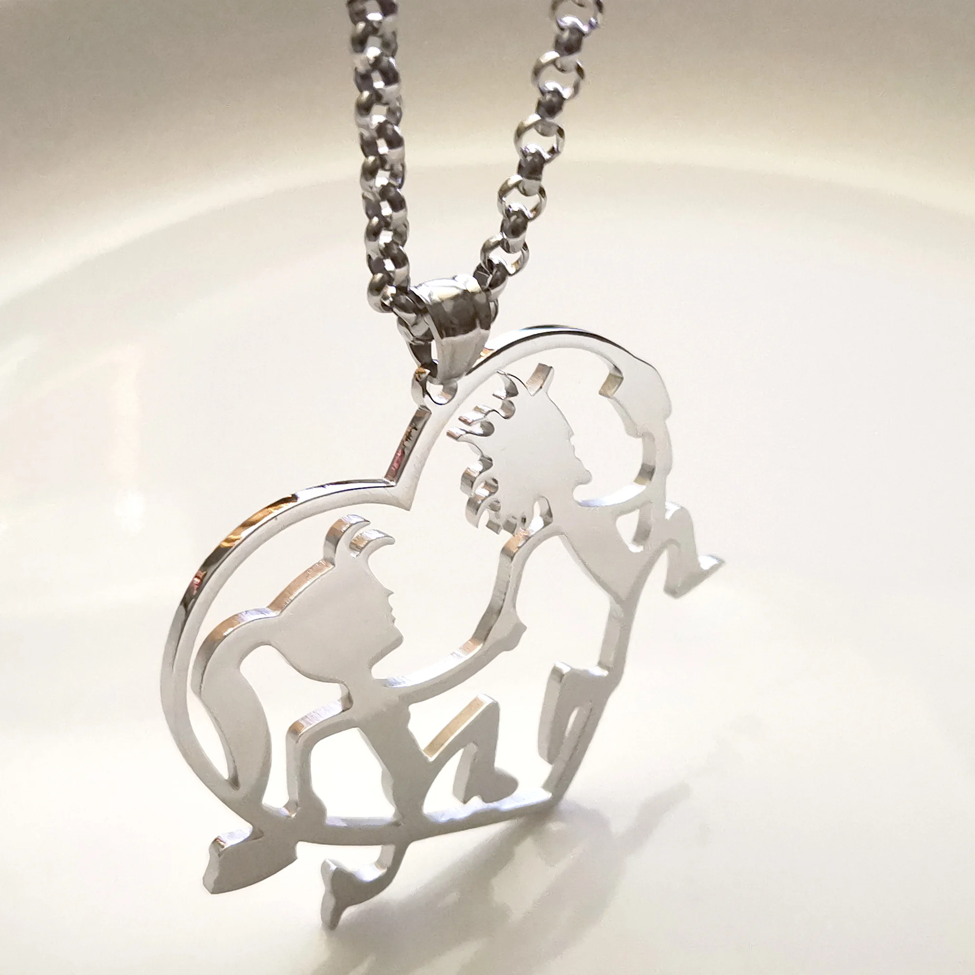 

Big Hatchetman Hatchet women Heart Pendant Necklace Silver Stainless SteelFriendship ICP Charm