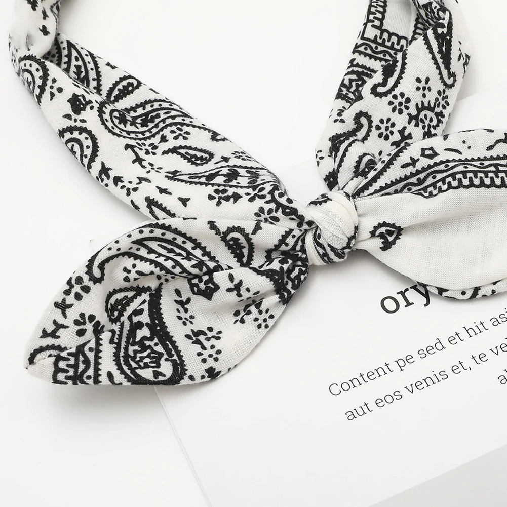 Повязка на голову Женская эластичная с принтом кроличьими ушками | Красота и