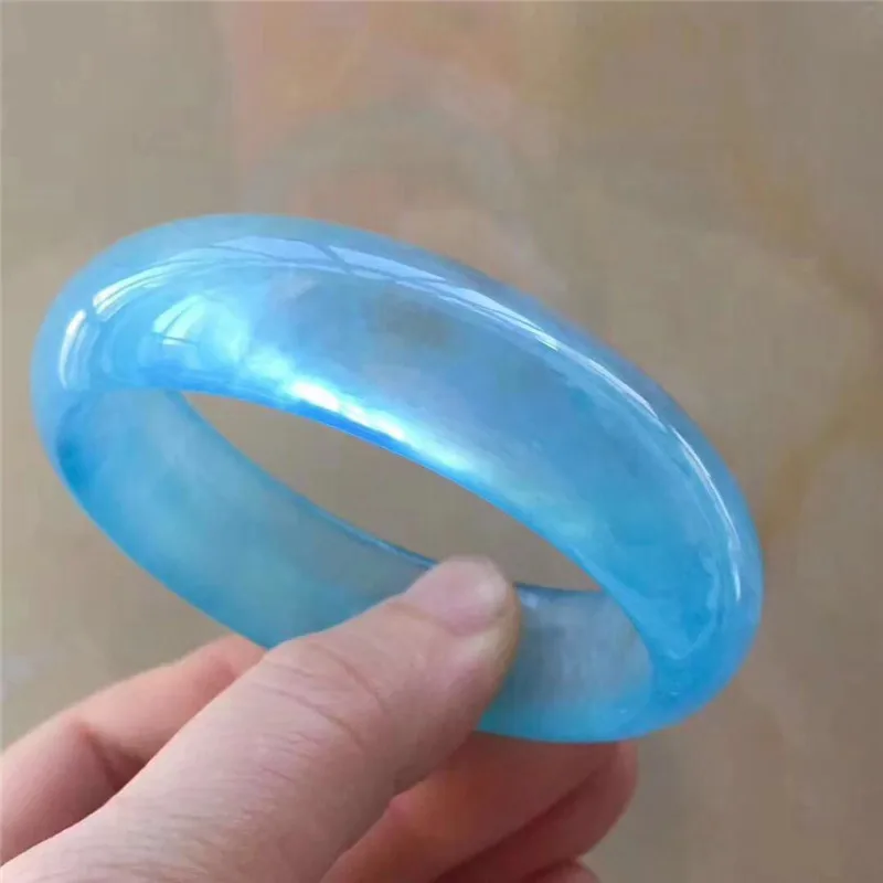 

Crystal Bracelet Devil Blue Natural Sea-blue Precious Bracelet Azure Blue Color Internal Diameter 58.5mm Width 18mm Serious 58.3