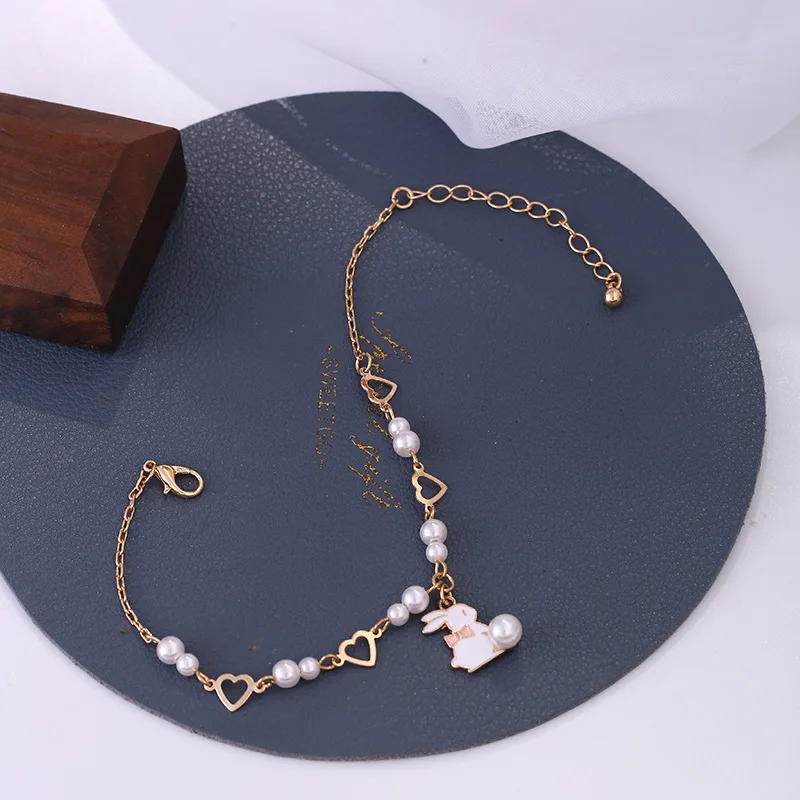 

White Rabbit Pendant Bracelet for Woman Fashion Sweet Love Heart Pearls Chain Gold Color Bracelet Girl Jewelry Anniversary Gifts