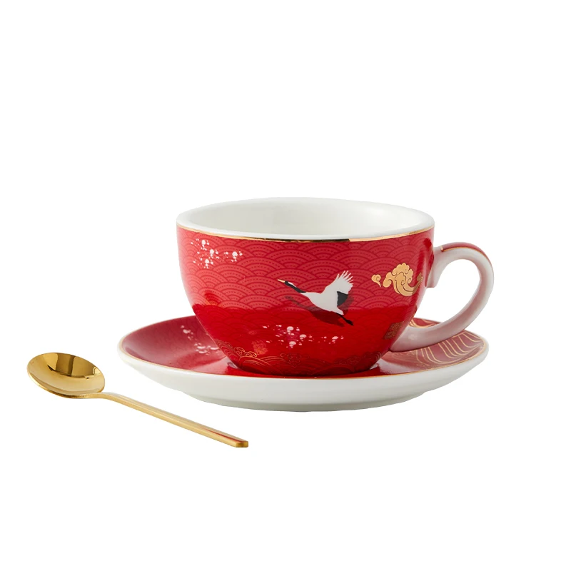 

Luxury Creative Cup Handmade High Quality Chinese Ceramics Saucer Spoon Set Gold Rim Cup Tazas De Cafe Kitchen Drinkware DB60BD