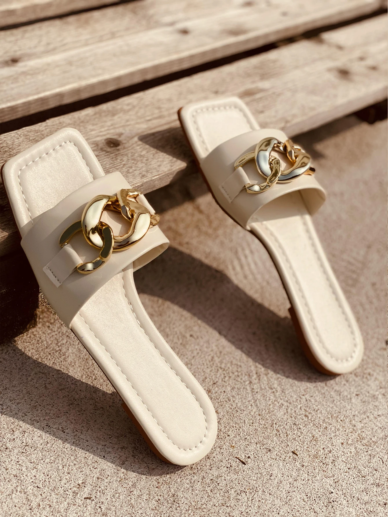 

Summer Women's Sandals Slippers Flip Flop Flat Open Toe Outdoor Slippers Women Fashion Buckle Beach Slides Shoes