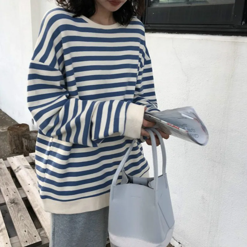 Толстовки женские полосатые с круглым вырезом мягкие универсальные в стиле