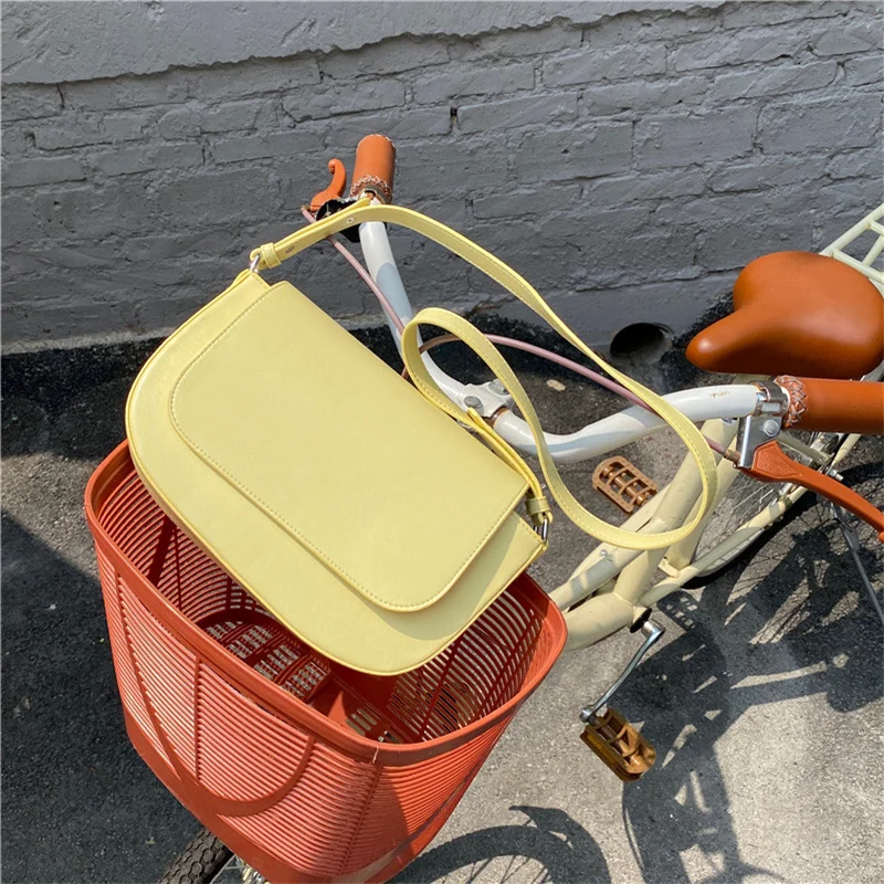 

Bag female Crossbody Bag 2021 new small square bag Xiaozhong design large capacity bag single shoulder saddle bag