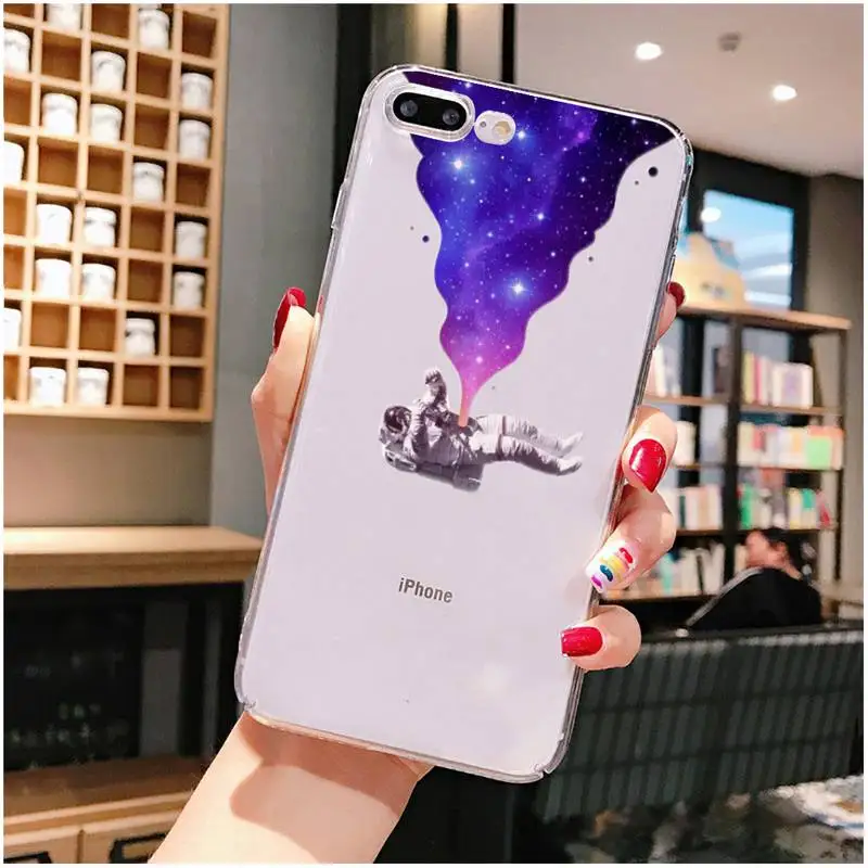 

Starry sky Astronaut Phone Case For iPhone X XS MAX 6 6s 7 7plus 8 8Plus 5 5S SE 2020 XR 11 11pro max Clear funda Cover