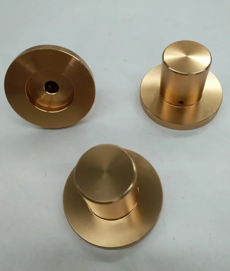 Последнее поступление 38 мм * 30 джентльменский головной убор из алюминиевого