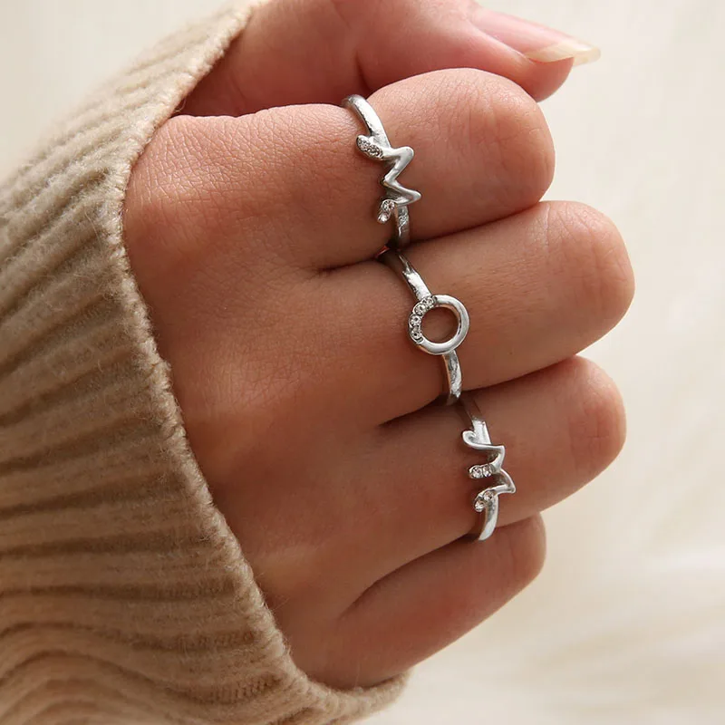 Женское кольцо с буквенным принтом простое кристаллом алфавита роскошное