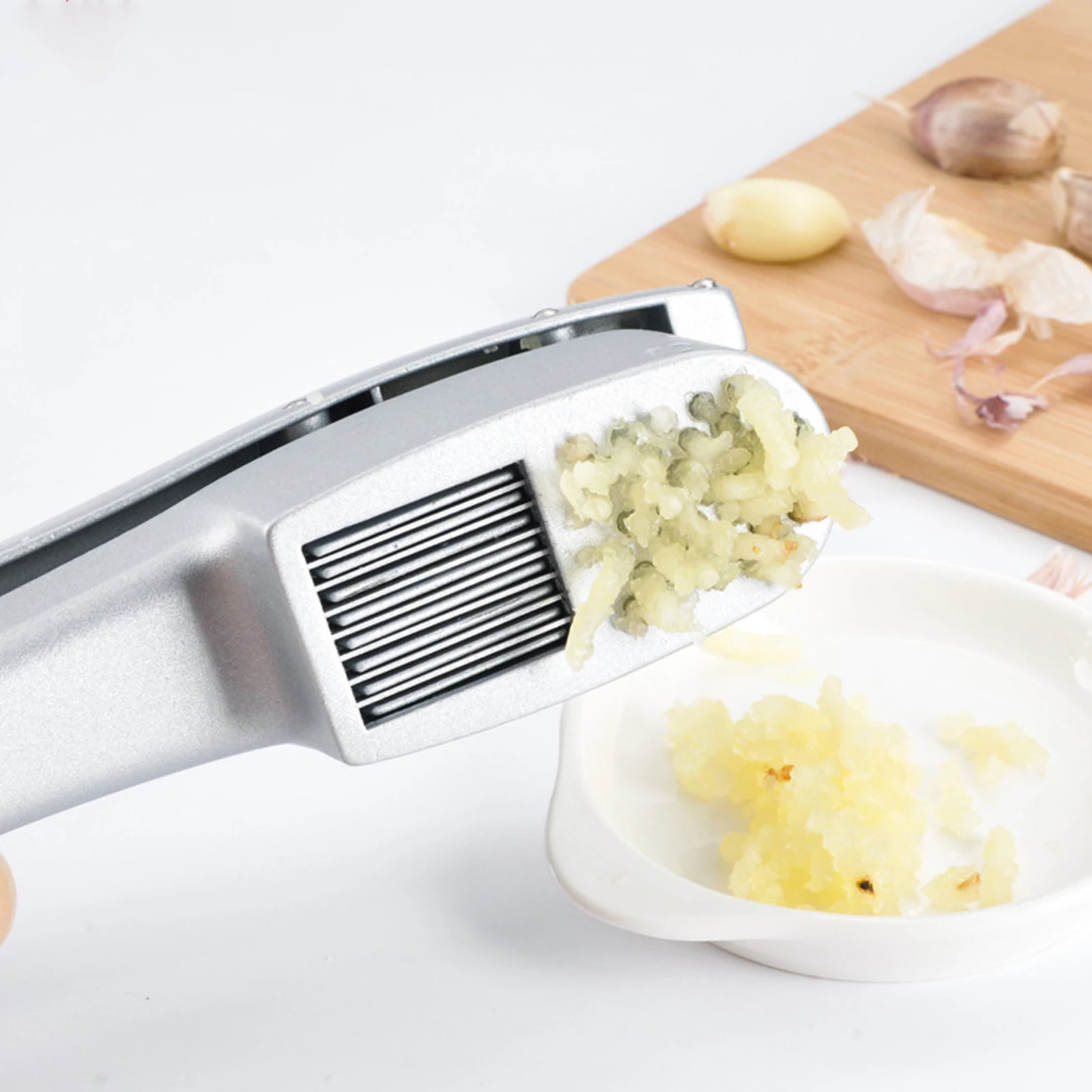 

Imitation Aluminum Alloy Multifunctional Garlic Crusher Kitchen Cooking Masher Handheld Crusher Tool Kitchen Utensils