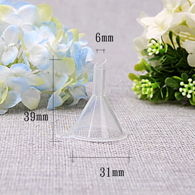 Plastic funnel 10 шт стеклянные флаконы для духов с рулоном пустые косметические эфирные масла для путешествий со стеклянным стальным шариковым роликом 5 мл-100 мл - Цвет: Plastic funnel