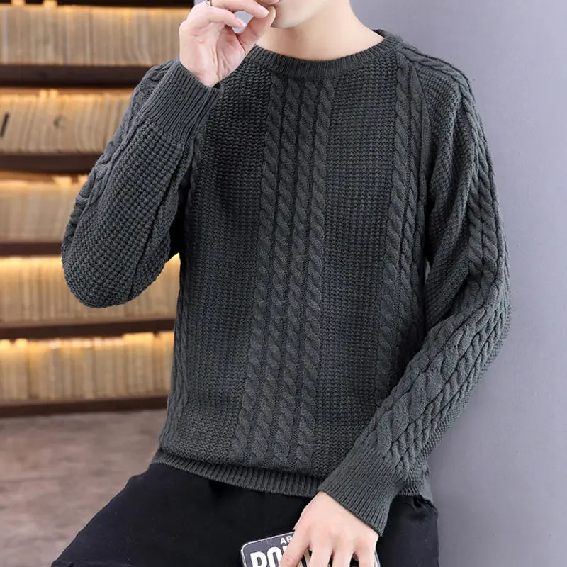 

New solid men's round neck sweater thickened slim fit Pullover knit