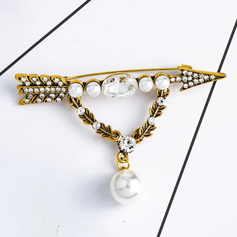 Винтажные стразы брошь с кисточкой Pins жемчужный значок для воротника корсажный