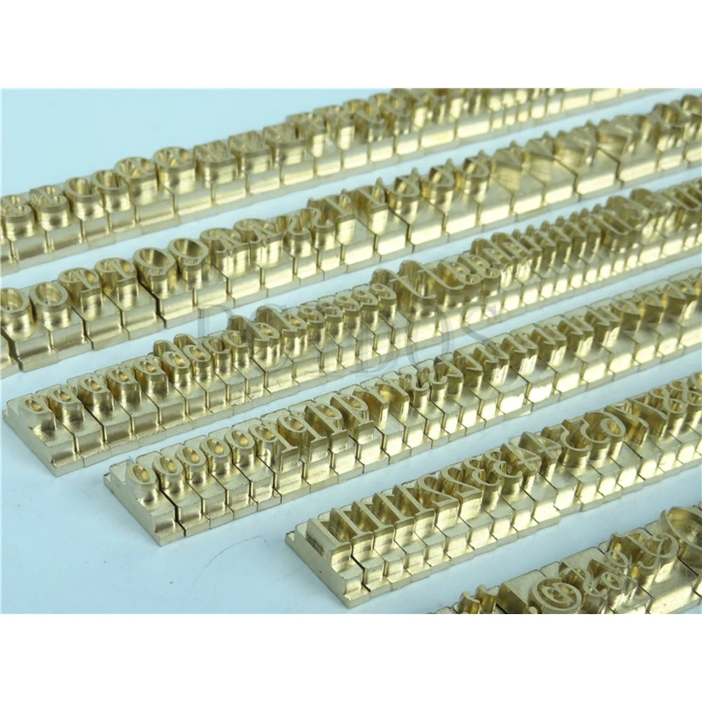 Time New римские/Microsoft/курсивные буквы T формы гибкие латунные для штамповки 184