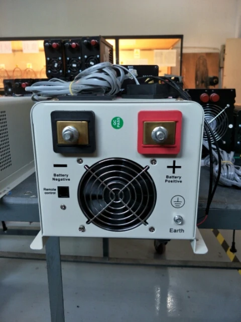 4000 W/4KW 24/48V dc 110/220/230 В переменного тока серии PS чистая синусоида солнечный инвертор Зарядное устройство с ЖК-дисплей дисплей