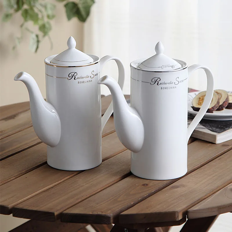 

Ceramics Mocha Coffee Pot Espresso Coffee Coffeeware White High Coffee Pot Filter 560ML Home Coffee Lovers European Style Kettle