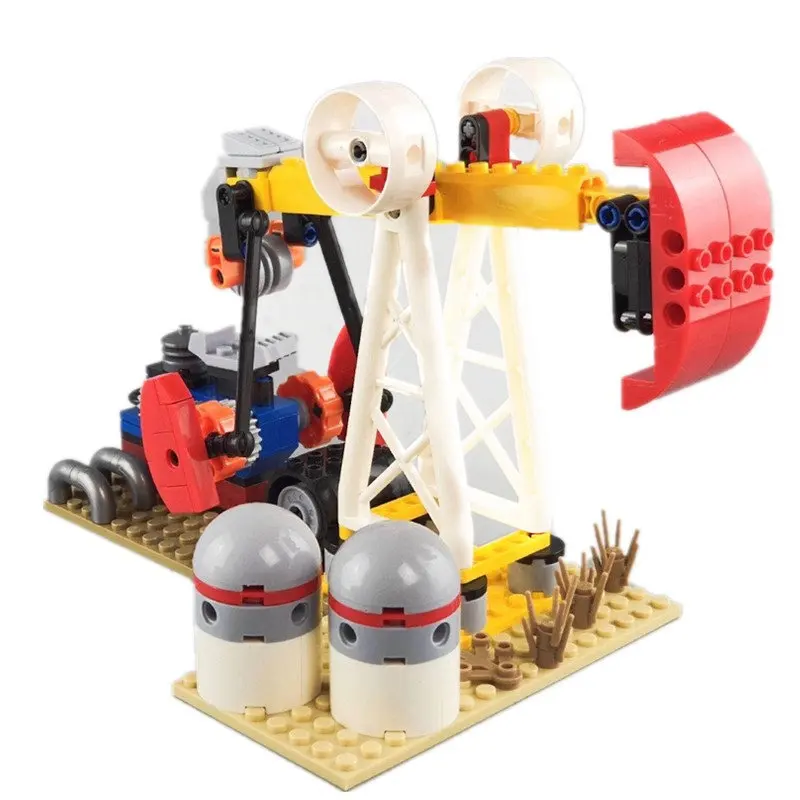 Городской инженерный грузовик автомобиль строительный блок масляный Танк