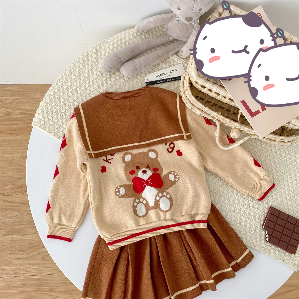 

Children's Clothing