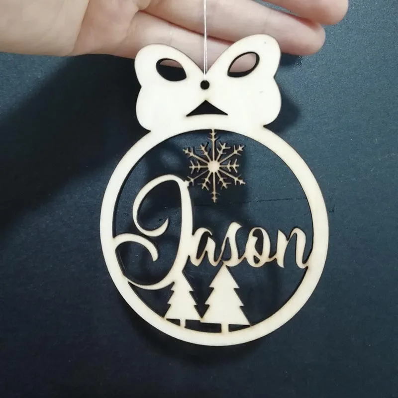 Custom Name Ornament Personalized Christmas Bauble Custom Ornament Ball Wooden Ornament Ball with Name Year Christmas Tree Decor