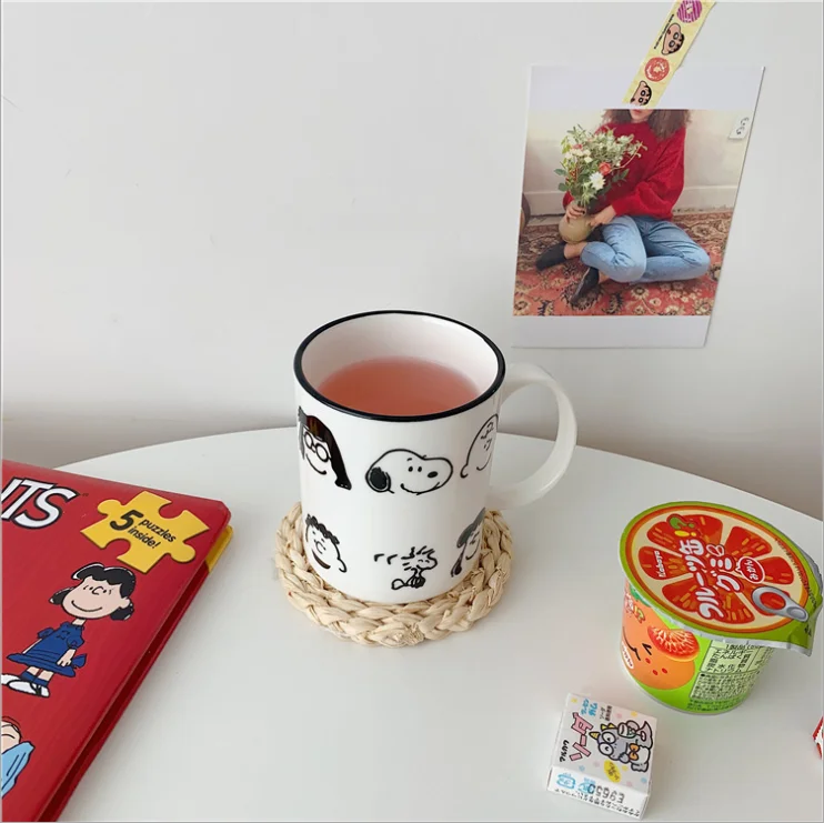 

Korean ins cartoon illustration simple crayon shinxin milk cup puppy ceramic cup couple cup high temperature resistance