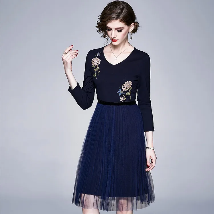 

Spring Vintage Elegant Blue Embroidery Dress Robe Femme Luxuty Polyamide Stitching Mesh Pleated Dress Kleider Damen Lady Dress