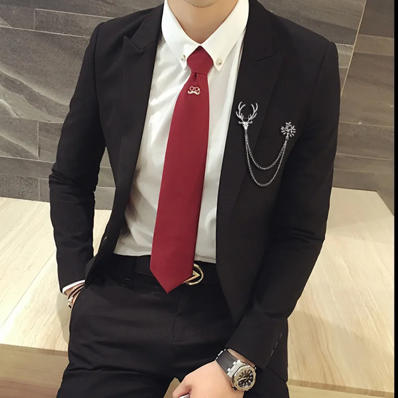 Tassel Small Deer Brooches with Chain Jewelry Luxury Lapel Pins Men's Women's Suits Shirt Collar Button Brooch Pin Accessories |