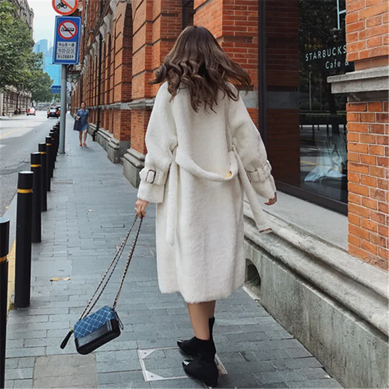 Модная уличная одежда с поясом зимняя куртка женская элегантная двубортная