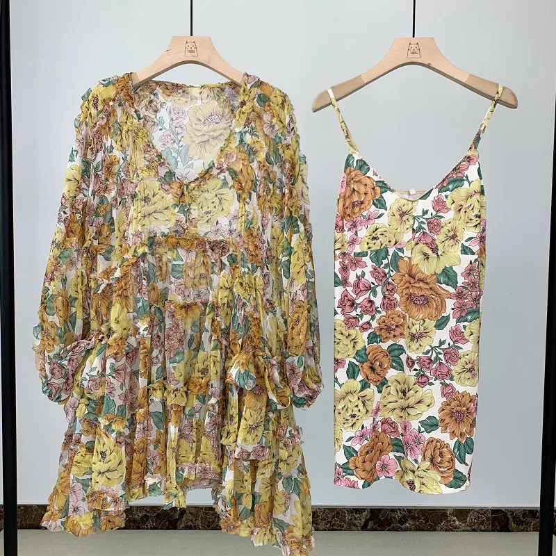 

The new 2021 ms printed condole type of tall waist temperament commuter waist thin silk dress