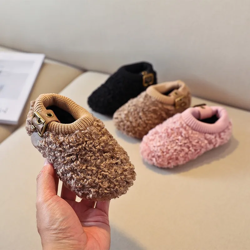 

Новинка 2021, зимняя детская обувь, обувь для малышей, мягкая Нескользящая теплая обувь для мальчиков и девочек, меховые хлопковые тапочки, по...