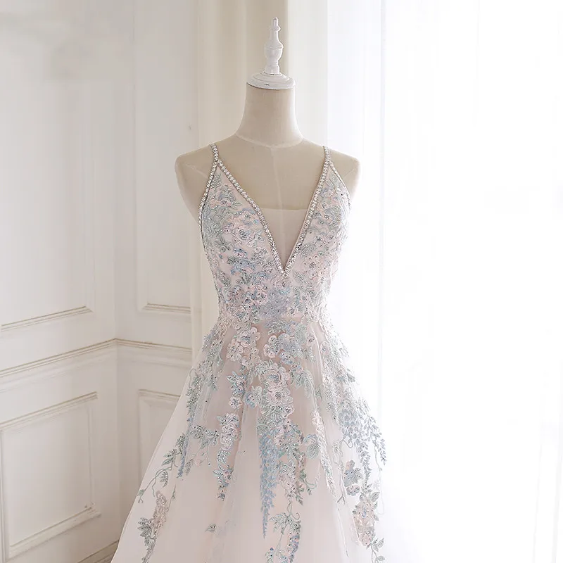 

It's Yiiya Evening Dress 2019 Spaghetti Strap Embroidery Lace Princess Ball Gown Elegant V-Neck Party Formal Dresses E930